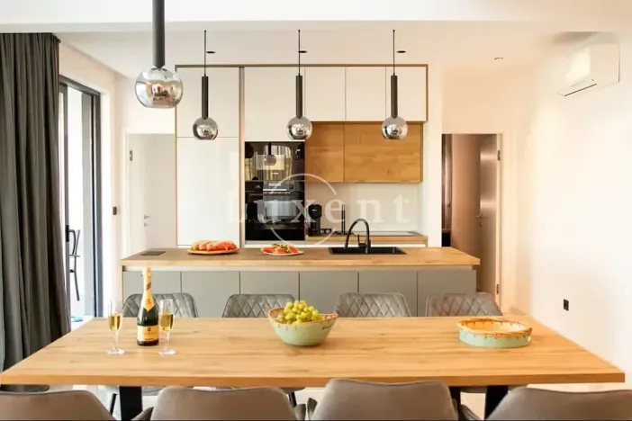 Prodej rodinného domu, Trogir, Chorvatsko, 320 m2