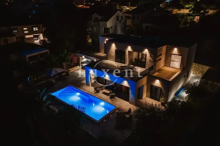 Prodej rodinného domu, Zadar, Chorvatsko, 210 m2