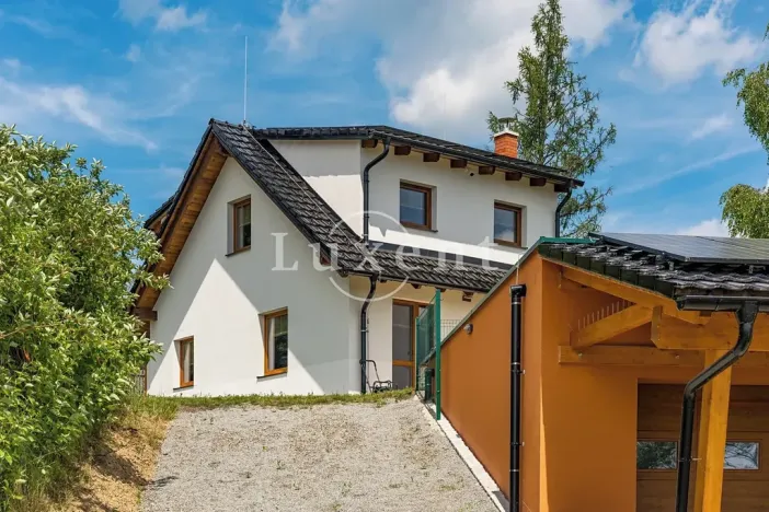 Prodej rodinného domu, Horní Planá, 186 m2