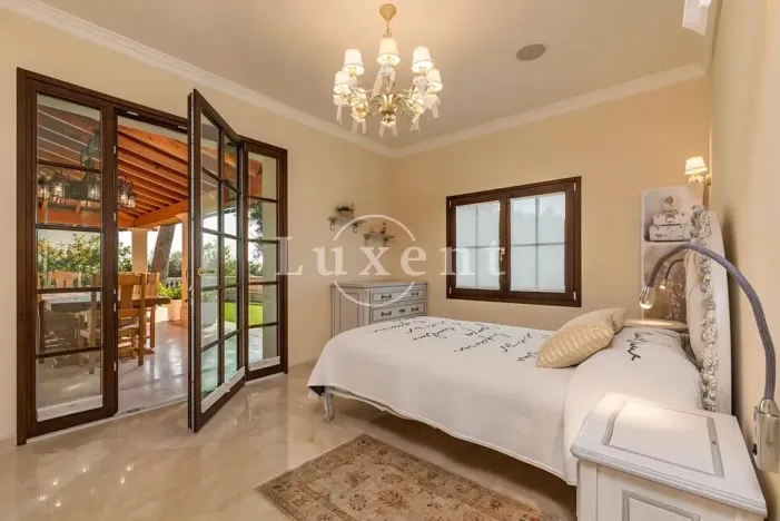 Prodej vily, Peguera, Španělsko, 520 m2