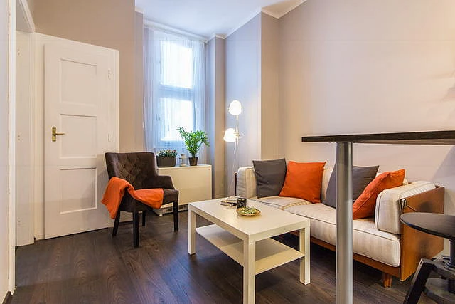 Pronájem bytu 1+1, Praha - Holešovice, Plynární, 37 m2