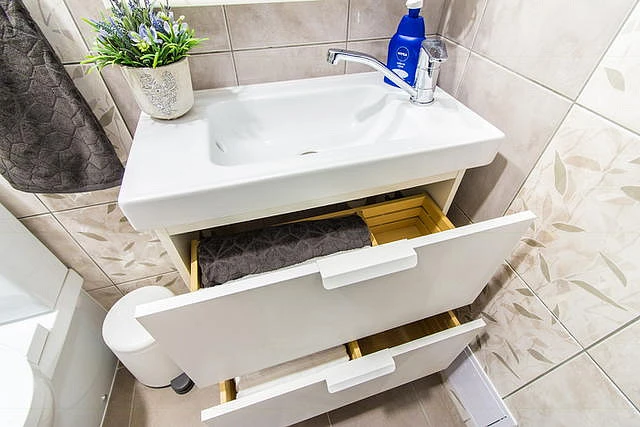 Pronájem bytu 1+1, Praha - Holešovice, Plynární, 37 m2