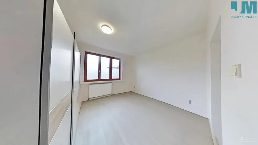 Pronájem bytu 3+1, Jersín, 70 m2