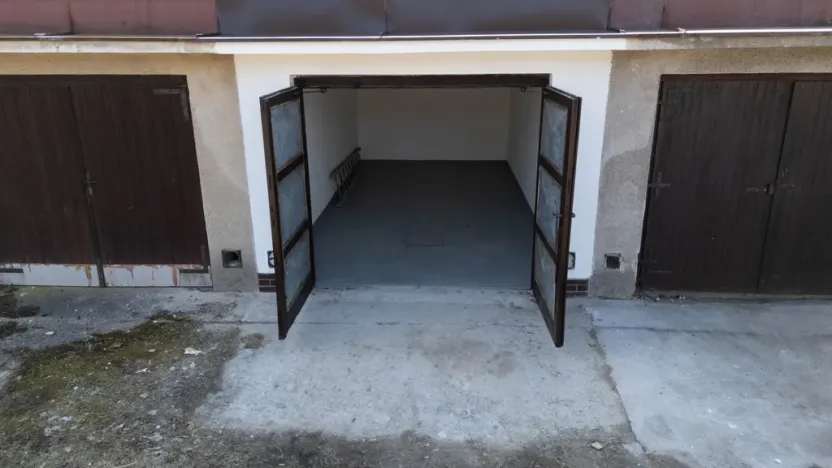 Prodej garáže, Trutnov - Horní Staré Město, Mladobucká, 23 m2