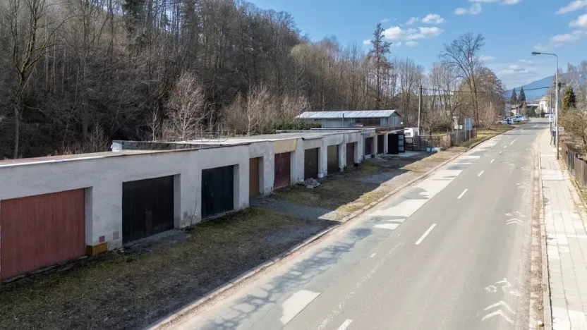 Prodej garáže, Trutnov - Horní Staré Město, Mladobucká, 23 m2