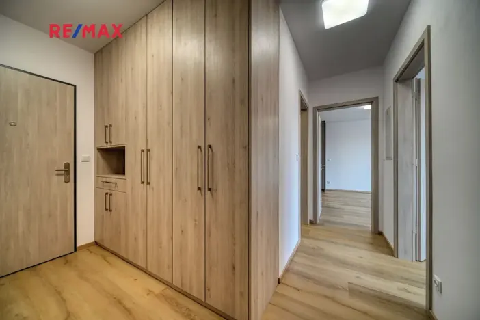 Pronájem bytu 2+kk, Nymburk, Bobnická, 52 m2