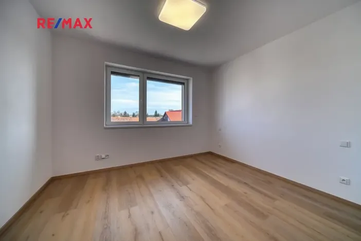 Pronájem bytu 2+kk, Nymburk, Bobnická, 52 m2