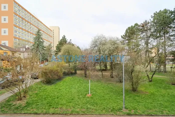 Pronájem bytu 1+1, Praha - Krč, V Štíhlách, 39 m2