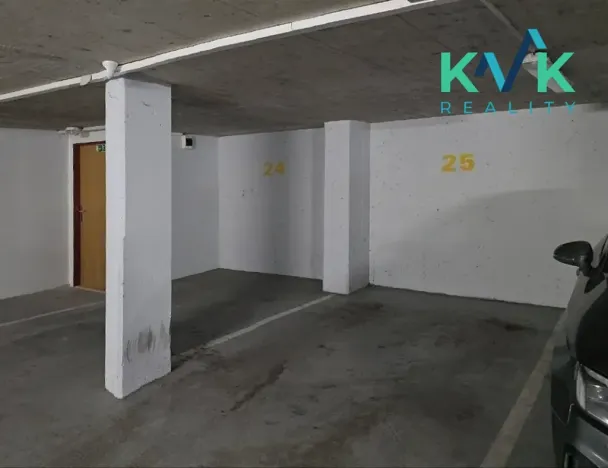 Pronájem bytu 2+kk, Karlovy Vary, Na Vyhlídce, 52 m2