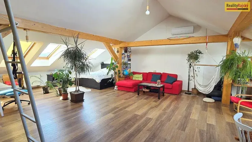 Prodej atypického bytu, Praha - Smíchov, Na Čečeličce, 78 m2