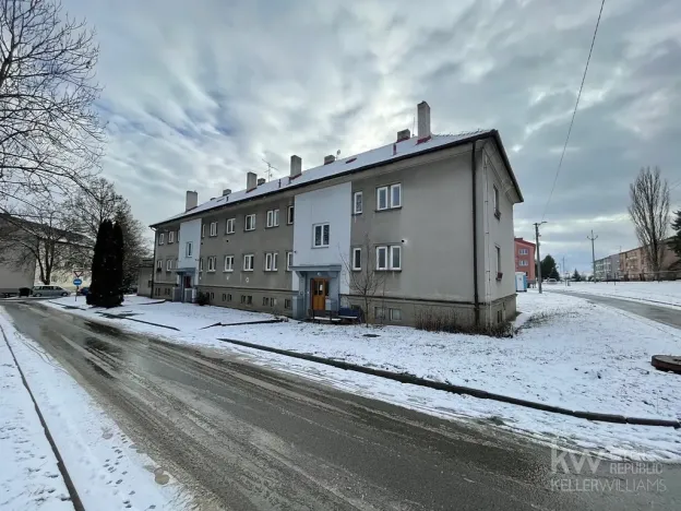 Pronájem bytu 2+1, Tlučná, V Rybníčkách, 47 m2