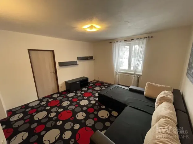 Pronájem bytu 2+1, Tlučná, V Rybníčkách, 47 m2