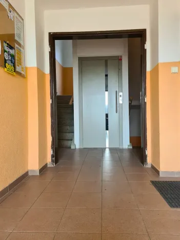 Prodej bytu 2+1, Praha - Hloubětín, Zelenečská, 54 m2