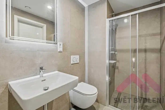 Prodej bytu 1+kk, Praha - Modřany, Komořanská, 37 m2