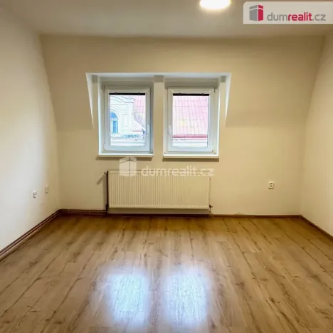 Pronájem bytu 1+1, Děčín - Děčín II-Nové Město, Lipová, 36 m2