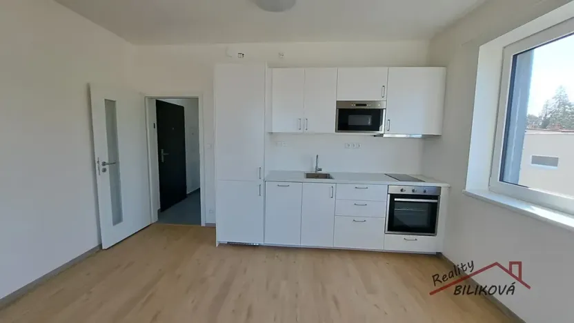 Pronájem bytu 1+kk, Kolín, Pražská, 37 m2