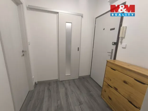 Pronájem bytu 2+kk, Ústí nad Labem - Severní Terasa, Šrámkova, 40 m2