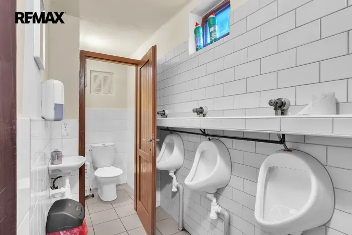 Pronájem restaurace, Hořice, Čechova, 340 m2