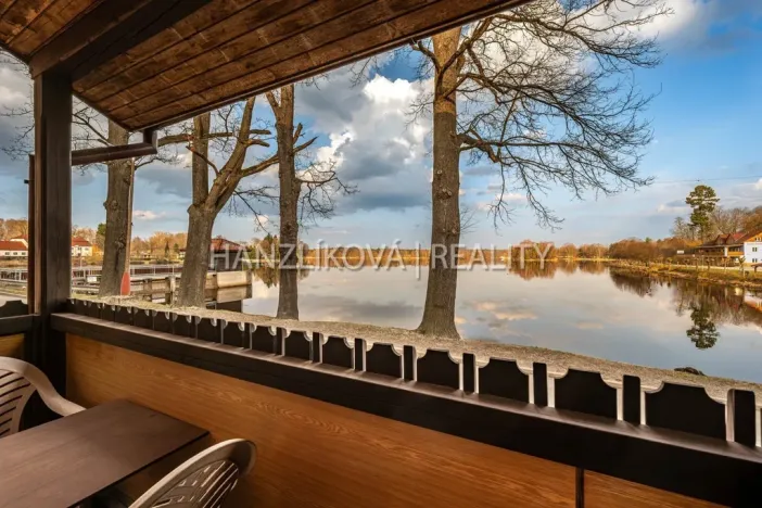 Prodej ubytování, Chlum u Třeboně, Hejtmanská hráz, 1253 m2