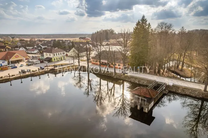 Prodej ubytování, Chlum u Třeboně, Hejtmanská hráz, 1253 m2