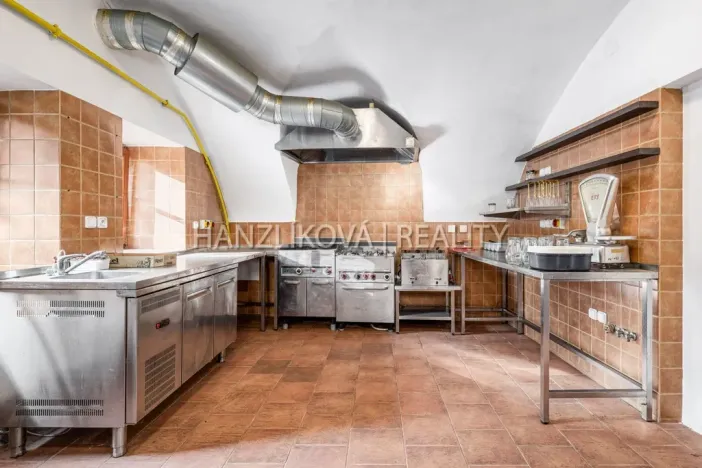 Prodej ubytování, Chlum u Třeboně, Hejtmanská hráz, 1253 m2