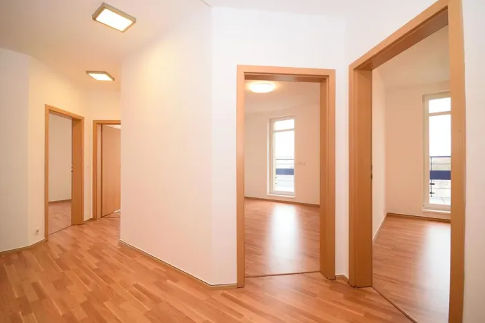 Pronájem bytu 5+kk, Praha - Libeň, Nad Okrouhlíkem, 186 m2