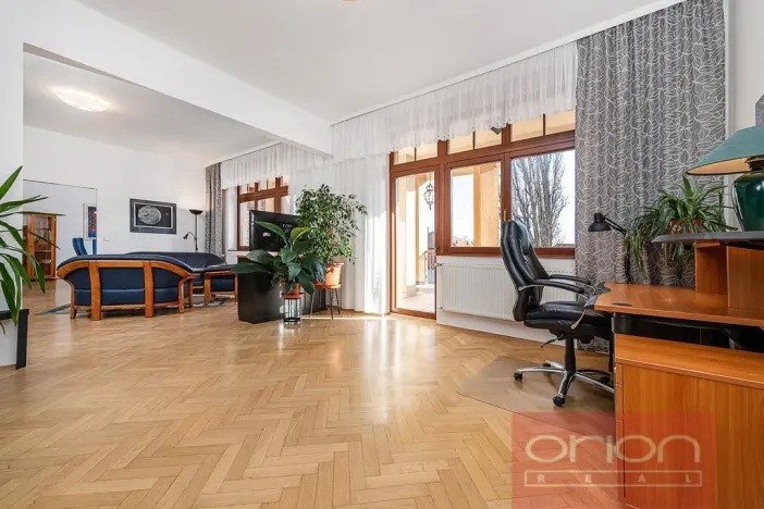 Pronájem bytu 4+1, Praha - Dejvice, Na viničních horách, 152 m2