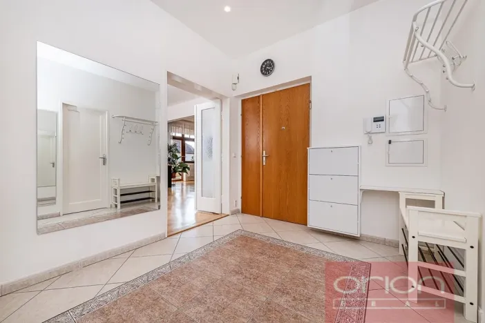 Pronájem bytu 4+1, Praha - Dejvice, Na viničních horách, 152 m2