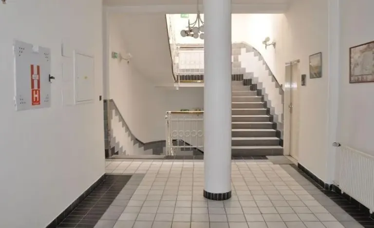 Pronájem kanceláře, Praha - Žižkov, Domažlická, 13 m2