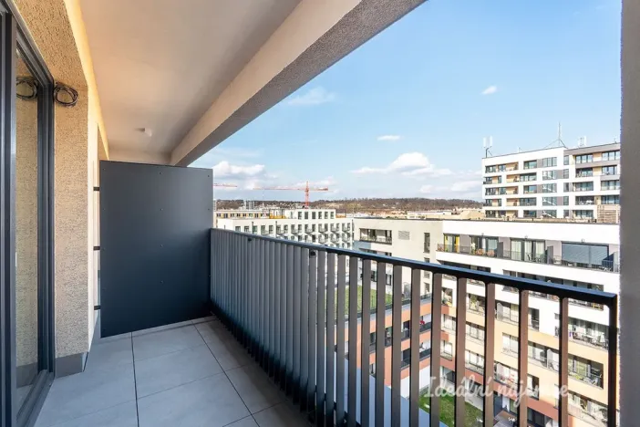 Pronájem bytu 1+kk, Praha - Hloubětín, Poděbradská, 32 m2