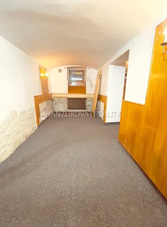 Pronájem obchodního prostoru, České Budějovice, Dvořákova, 80 m2