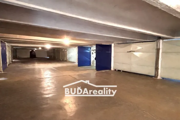 Prodej garáže, Zlín, Přílucká, 16 m2