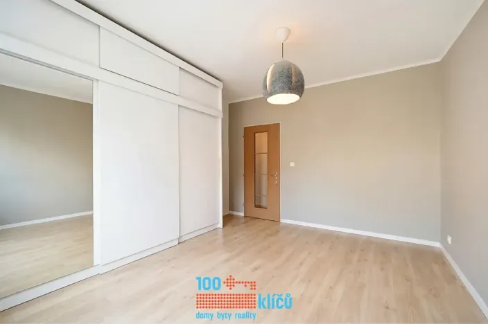 Pronájem bytu 3+1, Praha - Řepy, Laudova, 75 m2