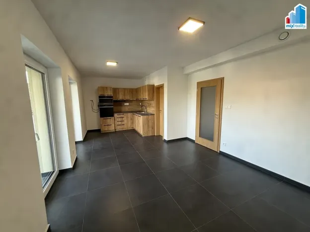 Pronájem bytu 3+kk, Nýřany, Benešova třída, 75 m2