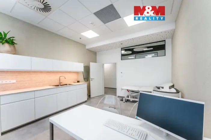 Pronájem obchodního prostoru, Praha, Jihlavská, 30 m2