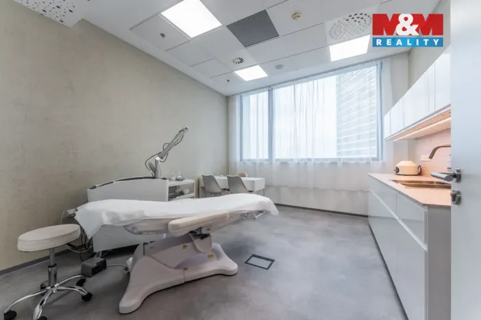 Pronájem obchodního prostoru, Praha, Jihlavská, 30 m2