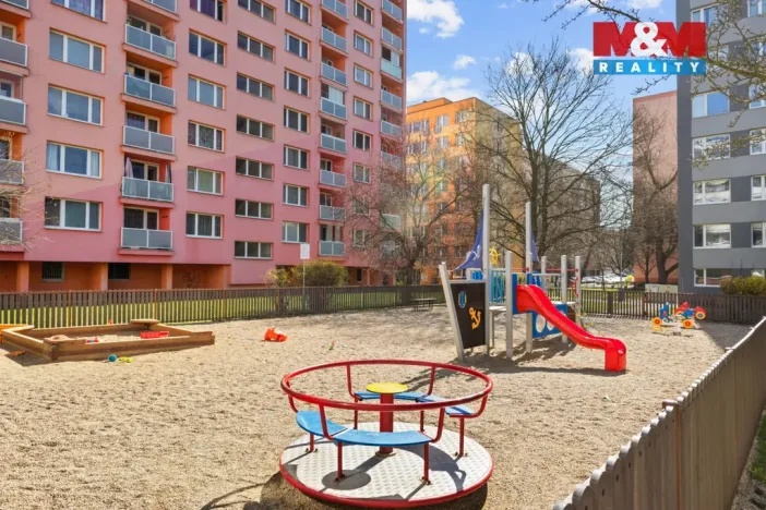 Prodej bytu 1+1, Kralupy nad Vltavou, sídl. Hůrka, 38 m2