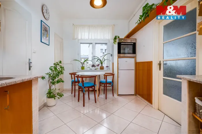 Prodej bytu 1+1, Poděbrady, Komenského, 36 m2