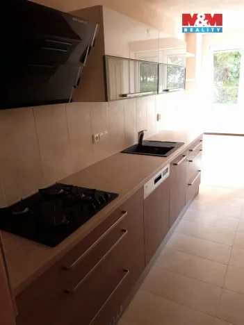 Pronájem bytu 3+1, Ostrava - Poruba, 1. československého armádního sboru, 79 m2