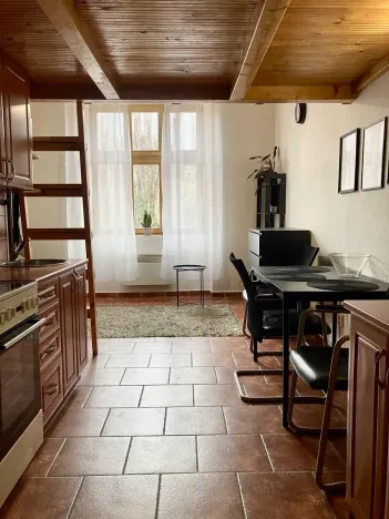 Pronájem bytu 1+kk, Praha - Košíře, Vrchlického, 25 m2