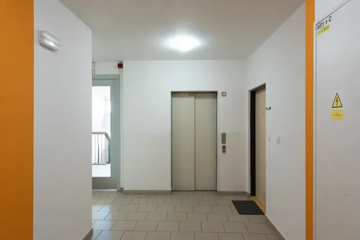 Pronájem bytu 2+kk, Praha - Háje, Stříbrského, 60 m2