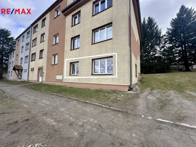 Pronájem bytu 1+1, Jistebnice, Nad Hřištěm, 39 m2
