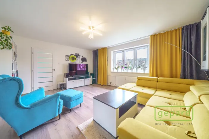 Prodej bytu 3+1, Karlovy Vary, Šumavská, 99 m2