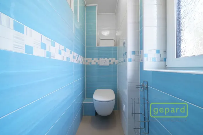 Prodej bytu 3+1, Karlovy Vary, Šumavská, 99 m2