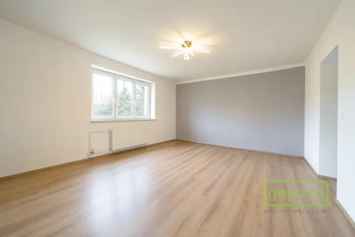 Prodej bytu 3+1, Karlovy Vary, Šumavská, 99 m2