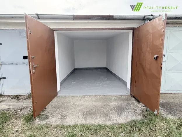 Pronájem garáže, Hodonín, Průmyslová, 18 m2