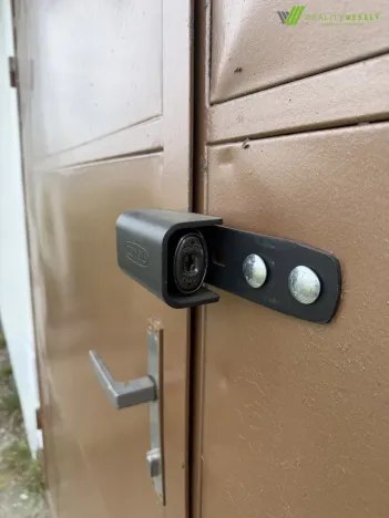 Pronájem garáže, Hodonín, Průmyslová, 18 m2