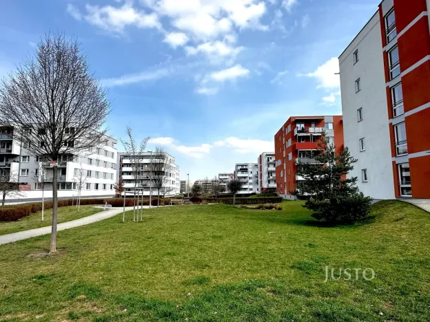 Pronájem bytu 2+kk, Praha - Háje, Loosova, 55 m2