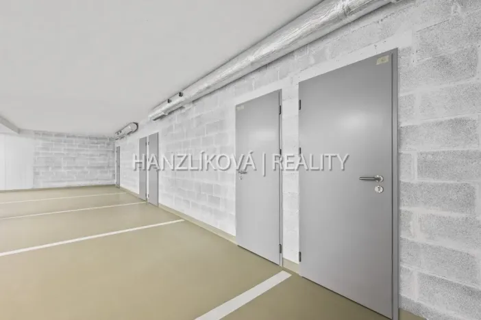 Pronájem bytu 1+kk, České Budějovice, Hálkova, 24 m2