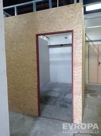 Pronájem skladu, Liberec, Hanychovská, 20 m2